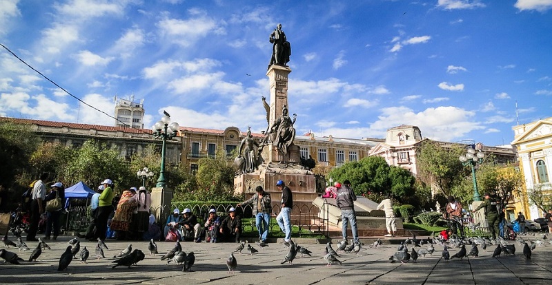 bolivia-la-paz-monument