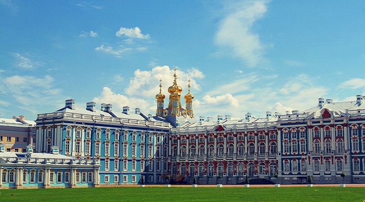 russia-st-petersburg-palace