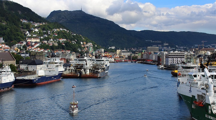 Photo of a port in Bergen