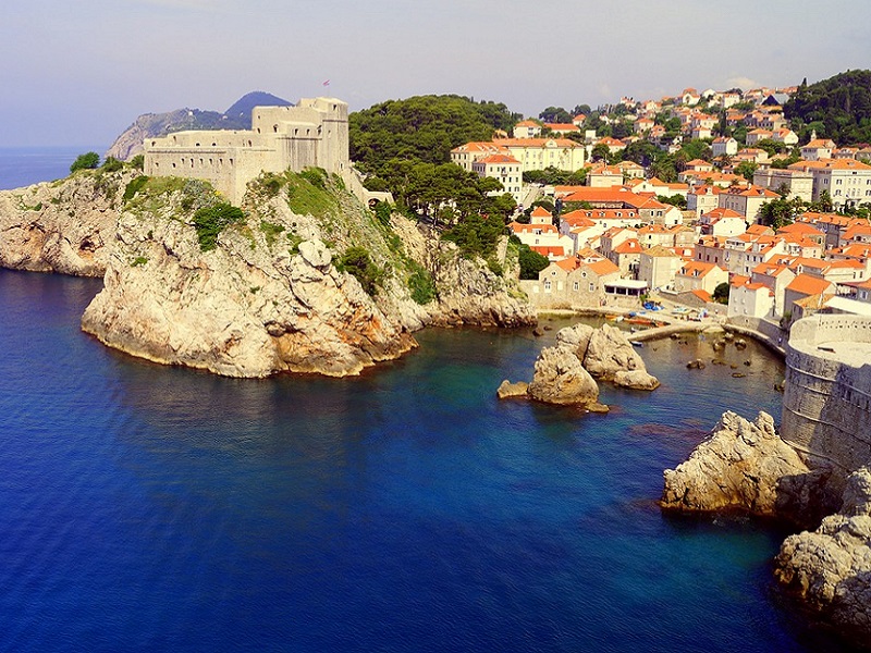 Walls around Dubrovnik city
