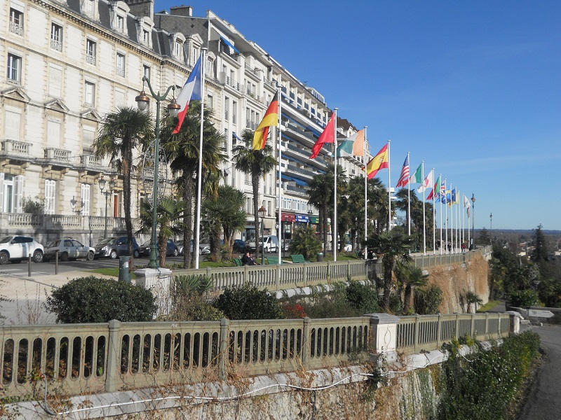 Image of Boulevard des Pyrenees in Pau, France.